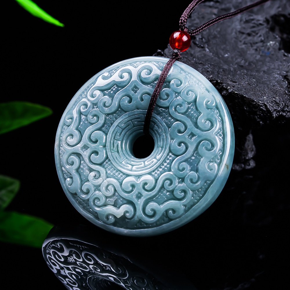 Colar com pingente de flor de  - Jewelry & Watches Ltd avaliação e preço