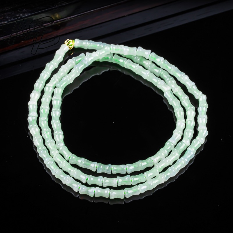 Novo Colar e Pulseira de Jade  - Jewelry & Watches Ltd avaliação e preço