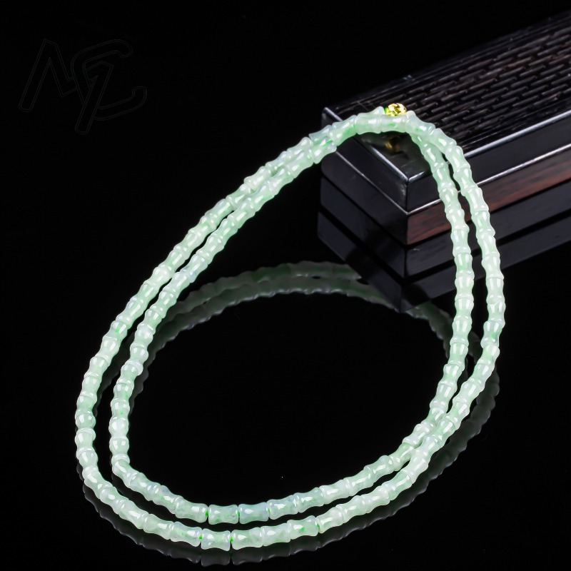 Novo Colar e Pulseira de Jade  - Jewelry & Watches Ltd avaliação e preço
