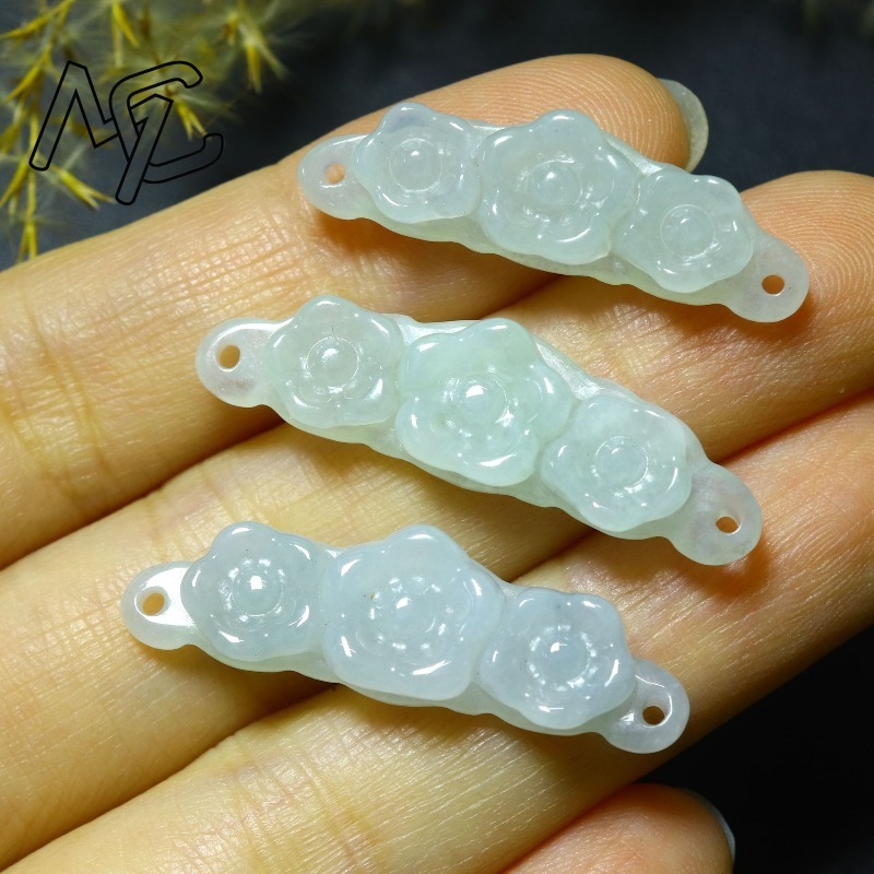 1 peça de Flor de Jadeíta Natu - Jewelry & Watches Ltd avaliação e preço