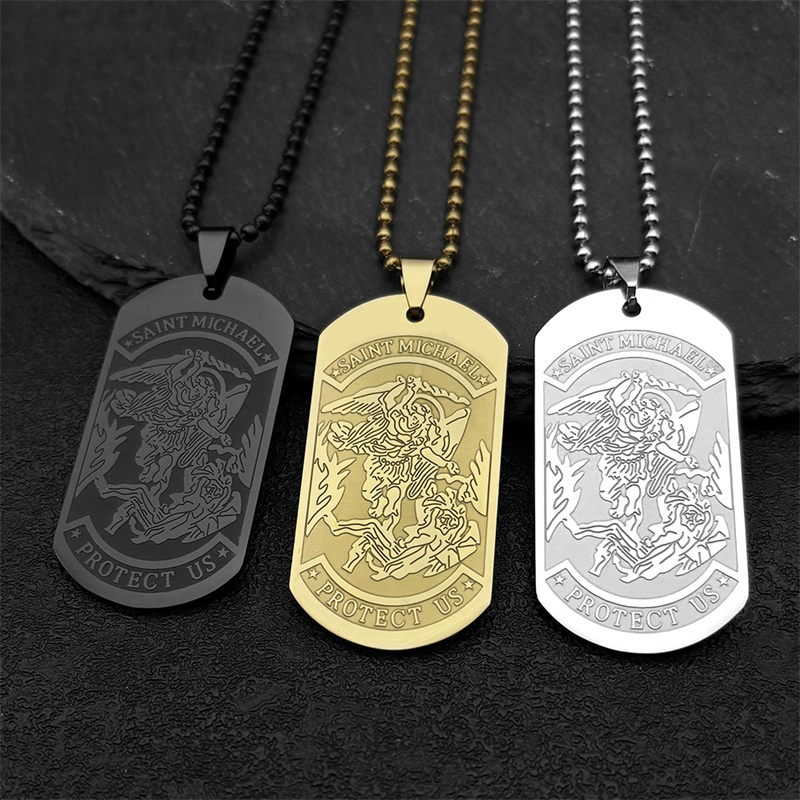 Saint Michael Protect US Arcan - Mens Dog Tag Necklace avaliação e preço